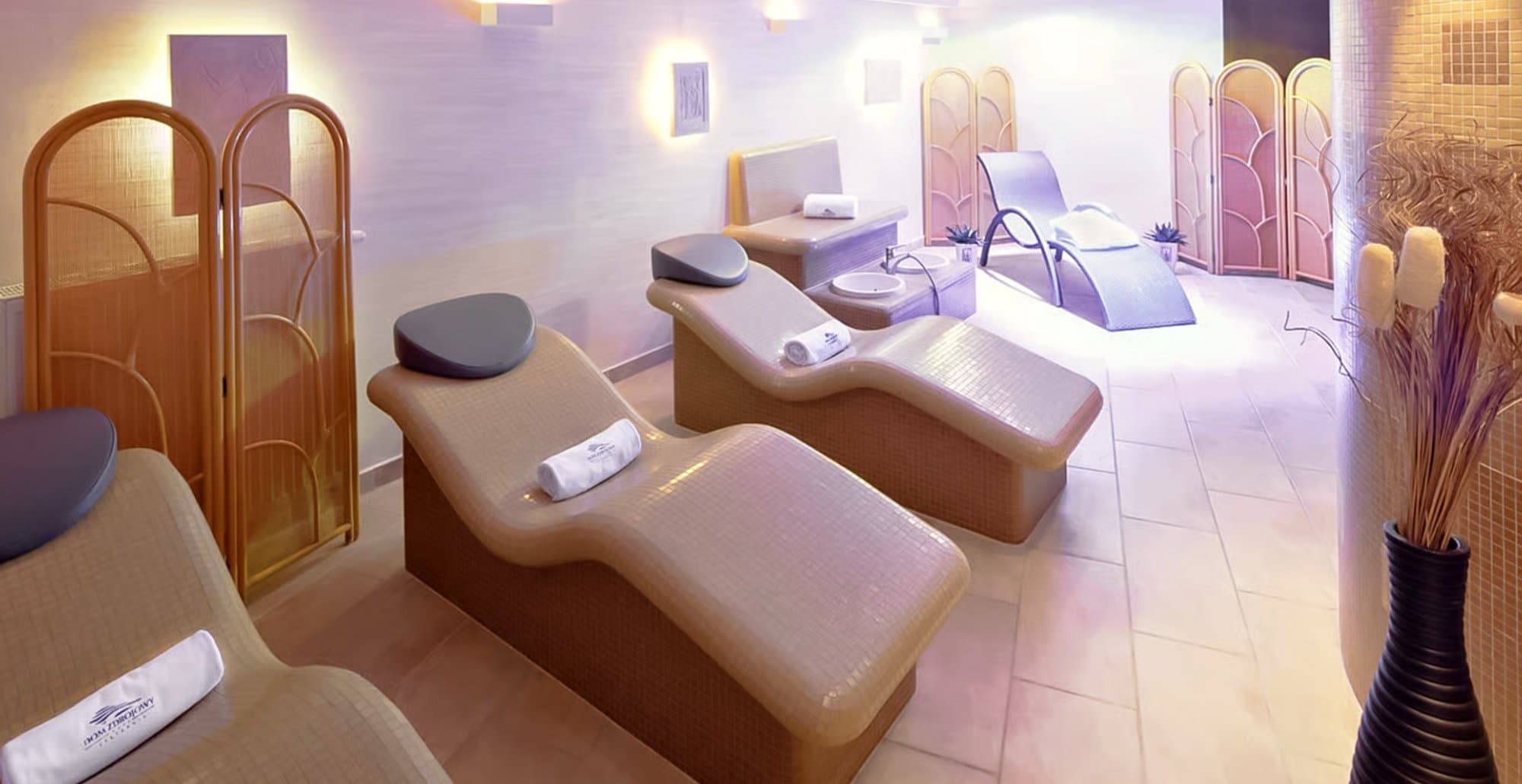 Strefa relaksu przy saunach w Hotelu Dom Zdrojowy w Jastarni